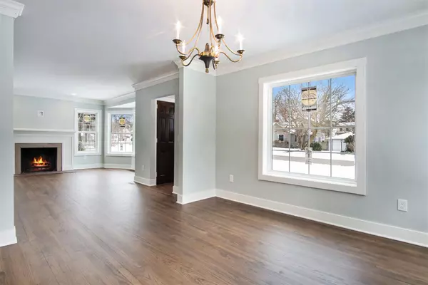 118 Parkhurst Avenue Spring Lake, MI 49456