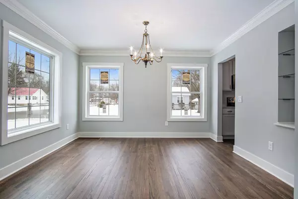 118 Parkhurst Avenue Spring Lake, MI 49456