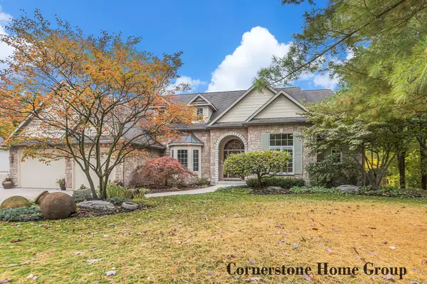 4286 S Oak Pointe NE Court, Grand Rapids, MI 49525