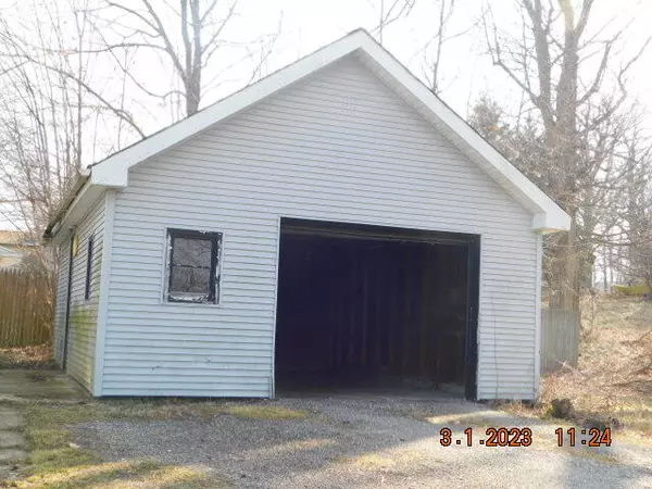 Addison, MI 49220,115 1st Street