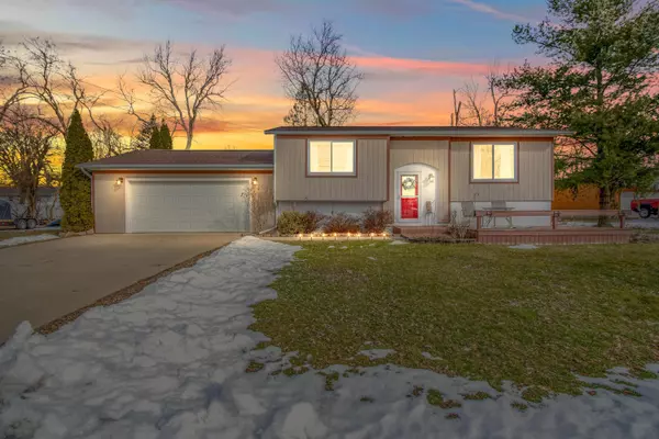 414 Austin Drive, Jonesville, MI 49250