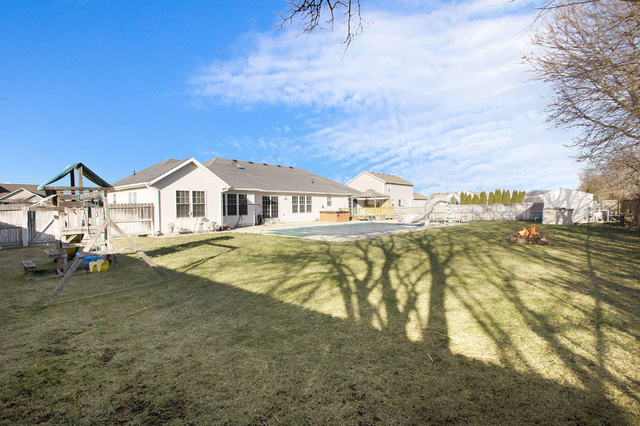 Edwardsburg, MI 49112,69410 Sundance Drive