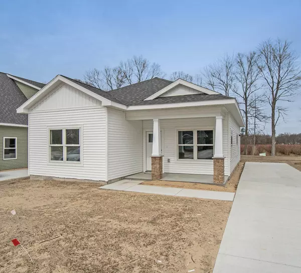 1806 Robinson Street #4, Grand Haven, MI 49417