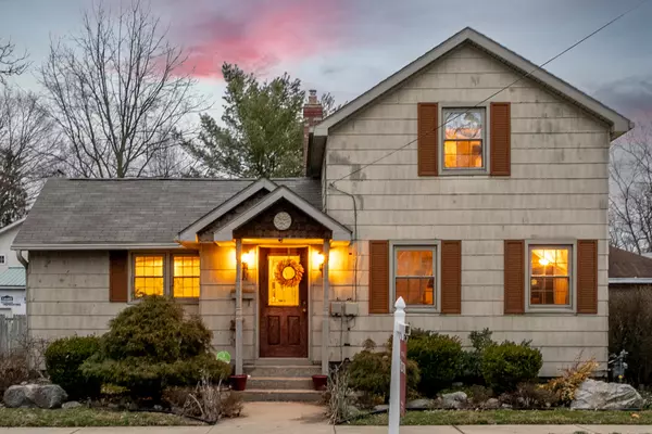 211 S St Joseph Avenue, Niles, MI 49120