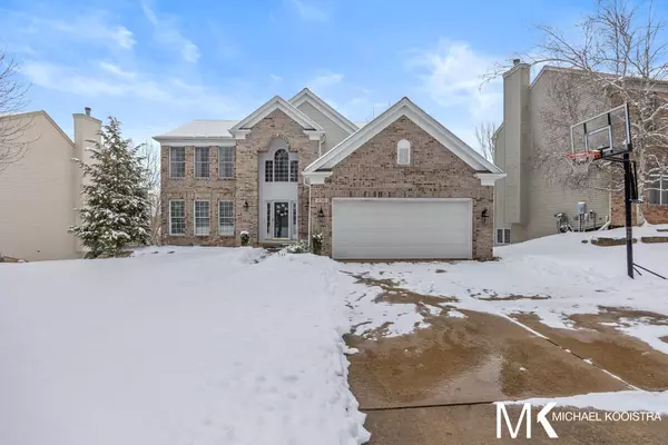 4288 Orchard Creek SE Drive, Grand Rapids, MI 49546