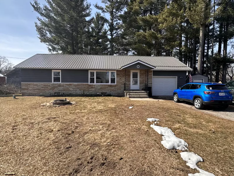 8435 N West St, Free Soil, MI 49411