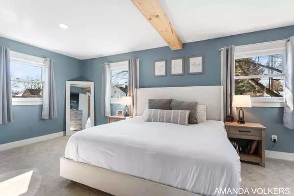 4015 Omaha SW Street Grandville, MI 49418