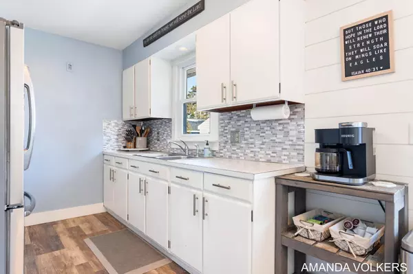 4015 Omaha SW Street Grandville, MI 49418