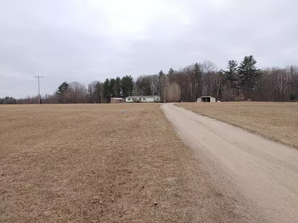 Six Lakes, MI 48886,7611 Musson Road