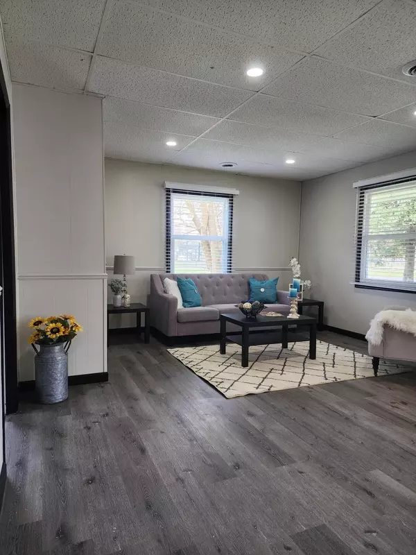 Tekonsha, MI 49092,311 W North Street