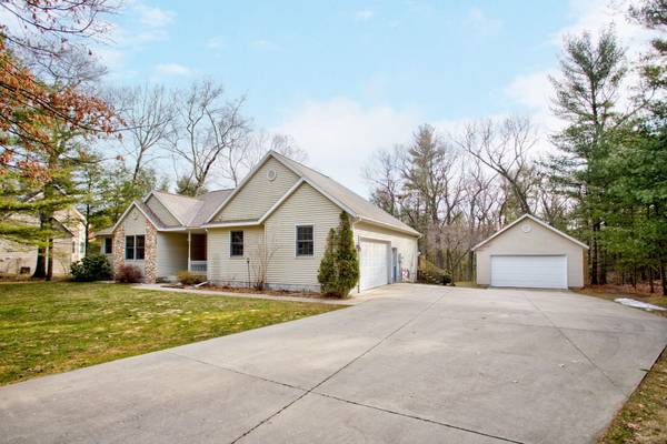 7624 Wiczer Drive, Whitehall, MI 49461