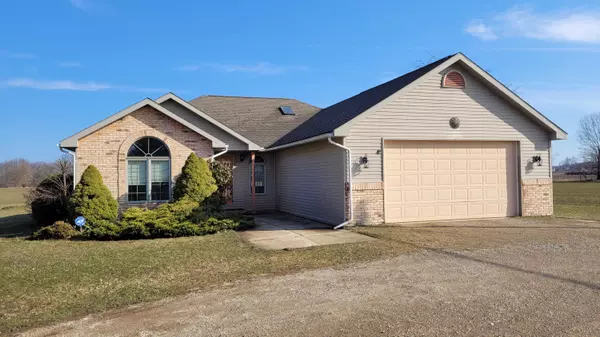 31560 52nd Avenue, Paw Paw, MI 49079