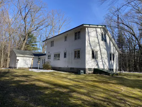 Holton, MI 49425,6308 E Holton Whitehall Road