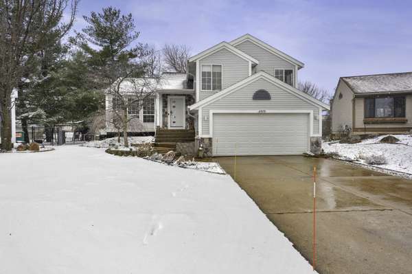 4575 Meadowlawn SE Drive, Kentwood, MI 49512