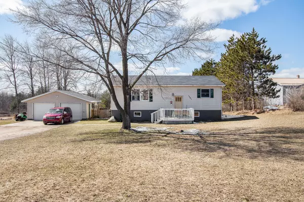 11741 60th Avenue, Mecosta, MI 49332