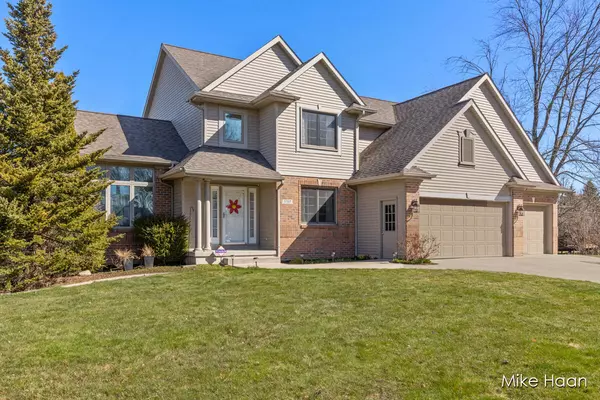 3707 Nicole Court, Walker, MI 49534