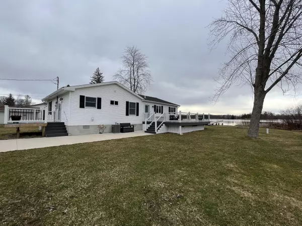 5971 S Caroline Drive, Lakeview, MI 48850