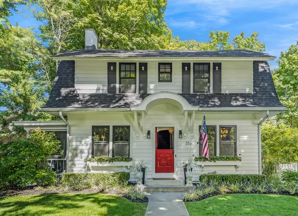 Saugatuck, MI 49453,336 Hoffman Street