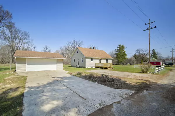 Munith, MI 49259,212 2nd Street