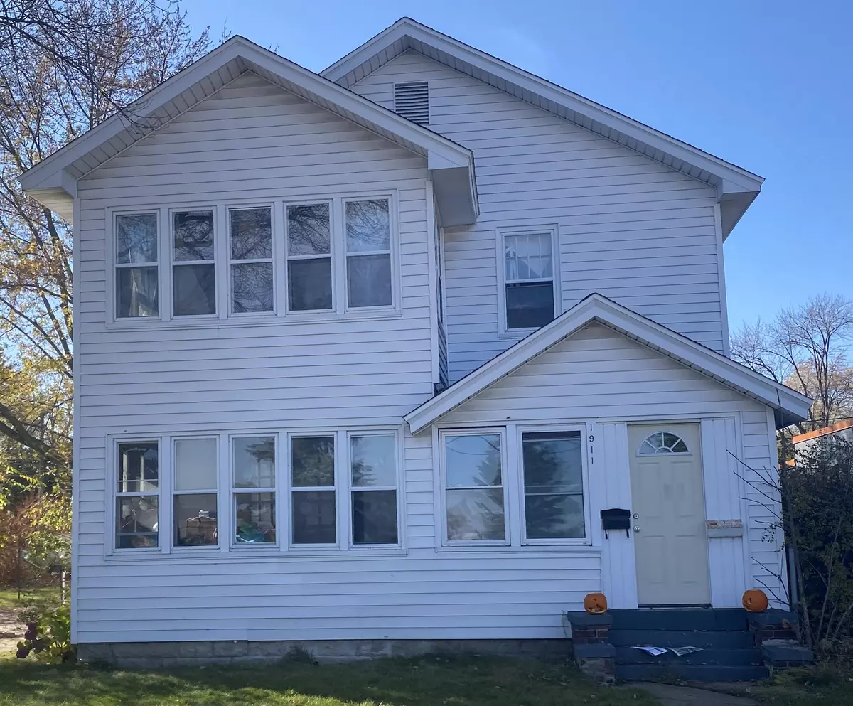 Muskegon, MI 49441,1911 Henry Street