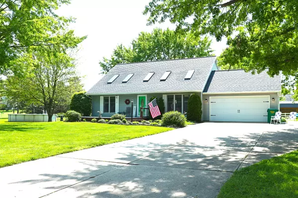 61235 Mary Lou Lane, Cassopolis, MI 49031