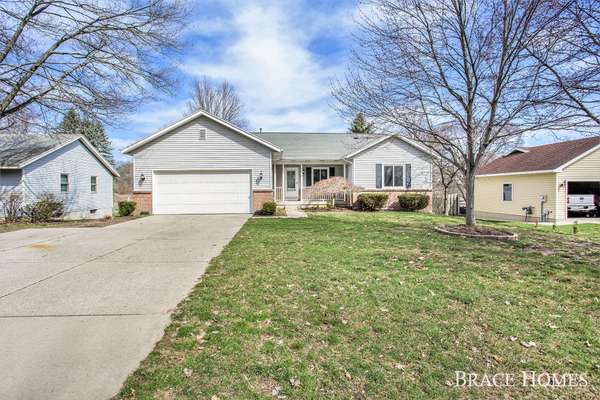 1525 52nd SW Street, Wyoming, MI 49509