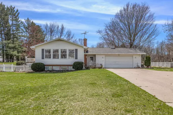 Sturgis, MI 49091,25951 Sauger Lake Road