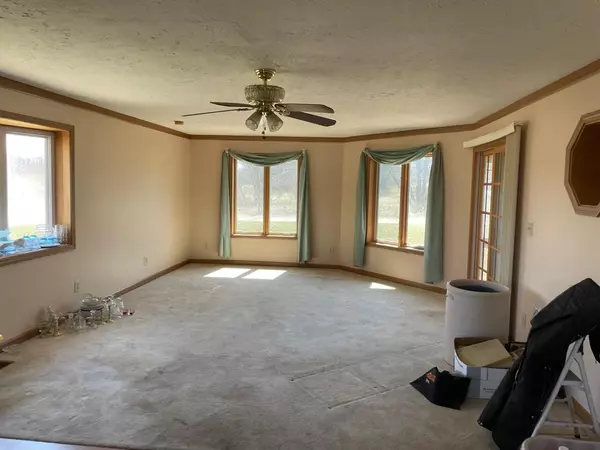 Custer, MI 49405,2786 S Custer Road