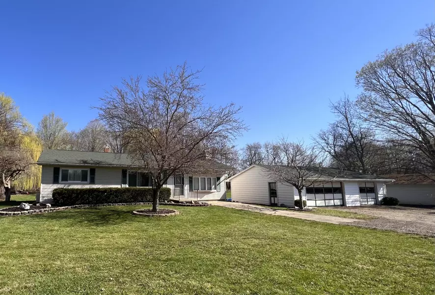 1969 E Clinton Trail, Charlotte, MI 48813