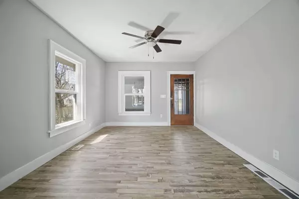 329 N Grinnell Street Jackson, MI 49202