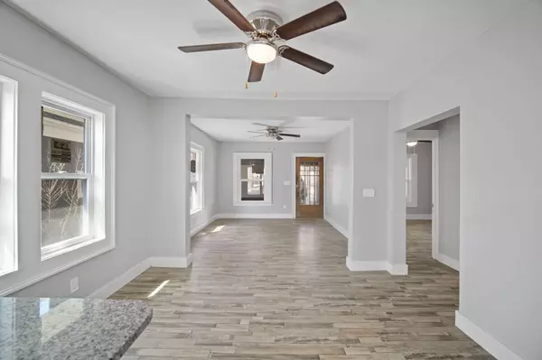 329 N Grinnell Street Jackson, MI 49202