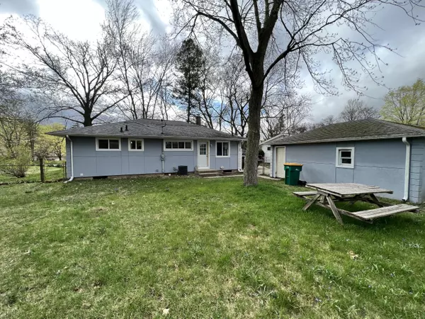 Battle Creek, MI 49015,815 Riverside Drive