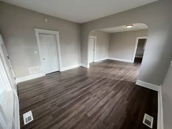 Muskegon, MI 49441,1600 7th Street