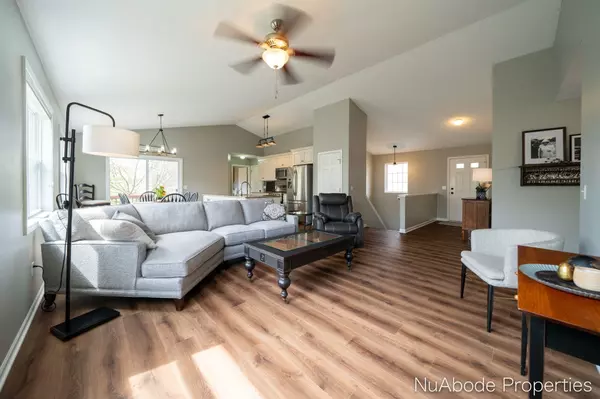 236 Glendale Drive Rockford, MI 49341