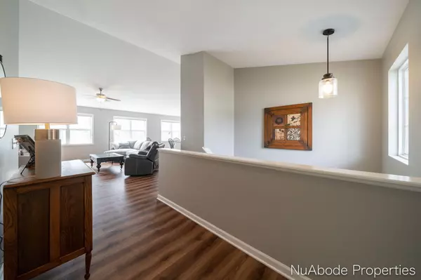 236 Glendale Drive Rockford, MI 49341