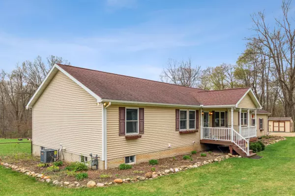 Jonesville, MI 49250,2979 Genesee Road