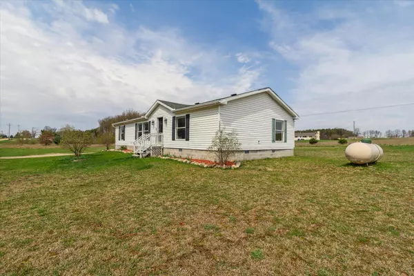 Lakeview, MI 48850,11752 Almy Road