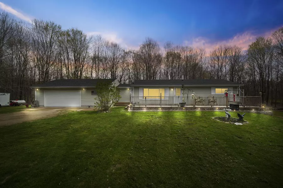 5901 Stepladder Road, Parma, MI 49269