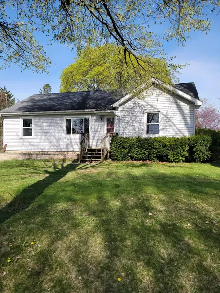 204 N B Avenue, Athens, MI 49011