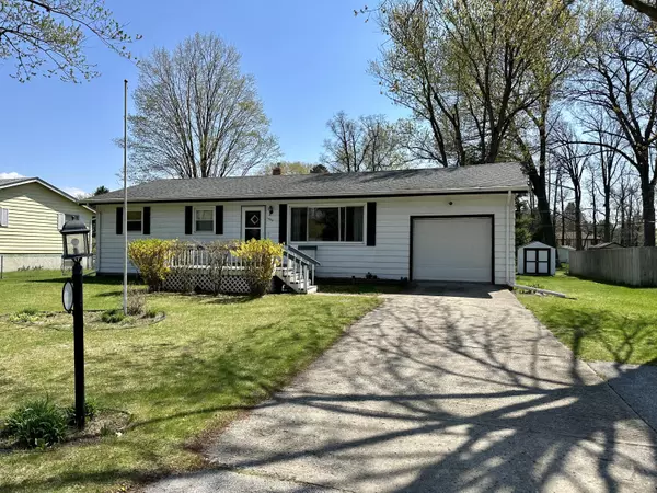 1880 S Donna Drive, Stevensville, MI 49127