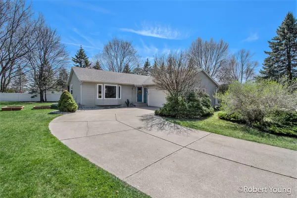 1872 Tulip Lane, Jenison, MI 49428