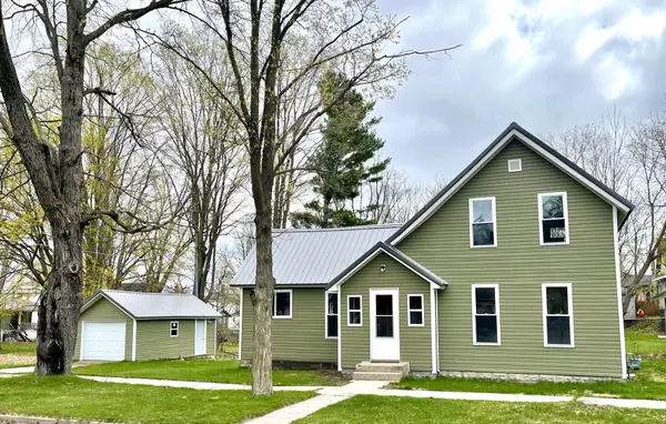 222 S Park Street, Reed City, MI 49677