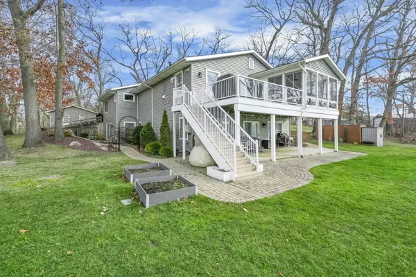Three Rivers, MI 49093,12633 Bidelman Road