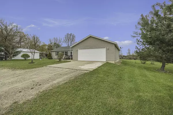 Lowell, MI 49331,6037 Tanglewood Drive