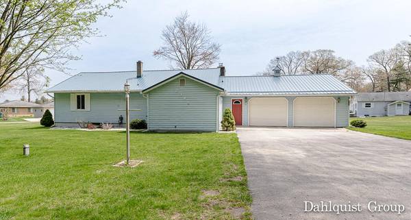 2345 Johnston Avenue, Twin Lake, MI 49457