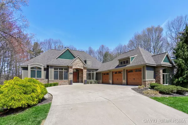 Spring Lake, MI 49456,14751 Timberlake Court