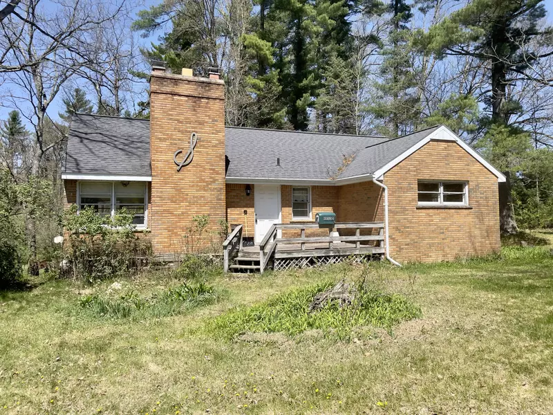 10530 W 48 1/2 Road, Wellston, MI 49689
