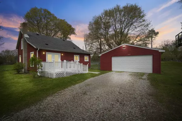 Clarklake, MI 49234,12125 Patch Road