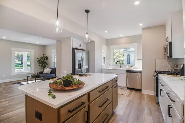 1 N Fremont Street Rockford, MI 49341