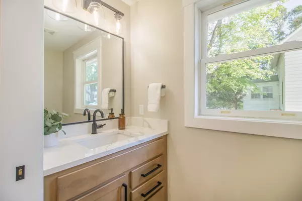 1 N Fremont Street Rockford, MI 49341